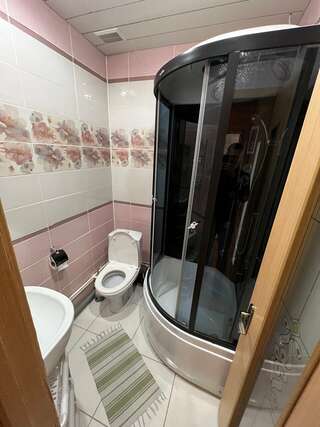 Гостевой дом Затерянный мир Покров Семейный 2х комнатный-5